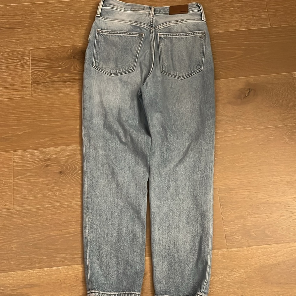Madewell The Momjean in Gilford Wash: Ripped Edition size 27 - Picture 5 of 16